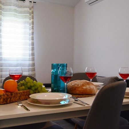 Apartman Gabriel Lejlighed Zadar Eksteriør billede